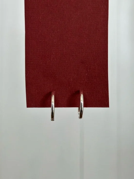 14 mm silver hoop earrings - Picture 3 of 7